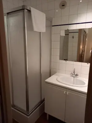 Salle de bains dans l'établissement Hotel de la Halle