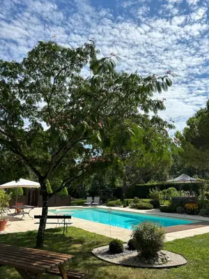 Piscine de l'établissement Maison de charme - 4 étoiles - Moulin de la serrée ou située à proximité