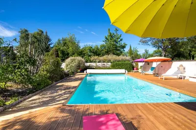 Piscine de l'établissement Le Mariecalou ou située à proximité