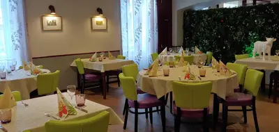 Restaurant ou autre lieu de restauration dans l'établissement Hôtel de Bourgogne