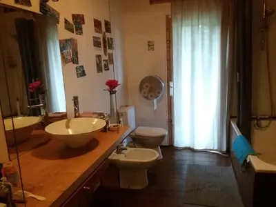 Salle de bains dans l'établissement Les Gites du Belvedere - Arbois