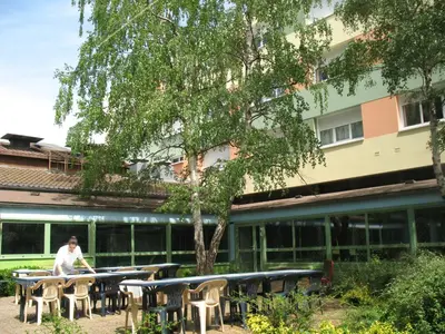 Restaurant ou autre lieu de restauration dans l'établissement ETHIC ETAPES DIJON Accueil 24h24 et parking gratuit