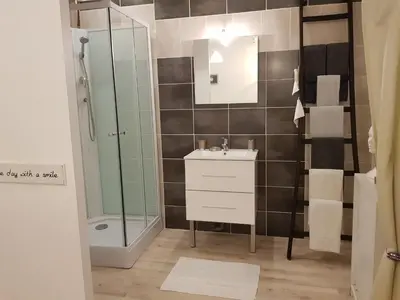Salle de bains dans l'établissement L'écurie