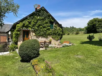 Jardin de l'établissement Maison Bleue