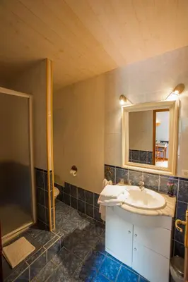 Salle de bains dans l'établissement Chez annie et jean michel Bagatelle chambres d hôtes