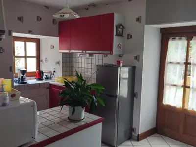 Cuisine ou kitchenette dans l'établissement Le clos de la perdrix