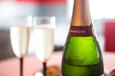 Boissons dans l'établissement Suite Glamour & Spa