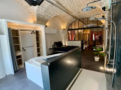 Cuisine ou kitchenette dans l'établissement LOFT Gare Cité Gastronomique Dijon