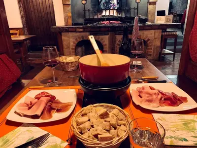 Nourriture dans l'hôtel ou à proximité