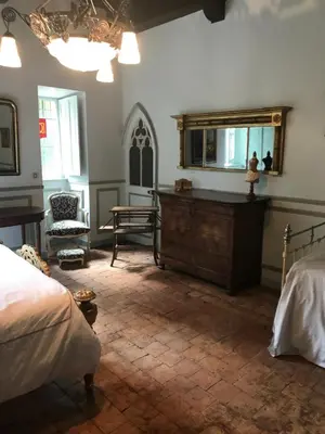Un ou plusieurs lits dans un hébergement de l'établissement Château de Varennes