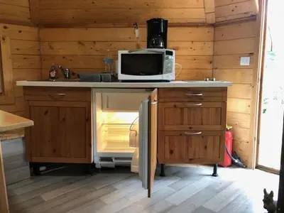 Cuisine ou kitchenette dans l'établissement Domaine Du Bas De Chene