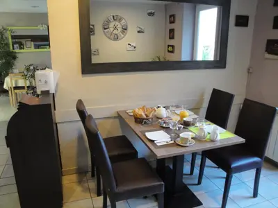 Nourriture dans l'hôtel ou à proximité
