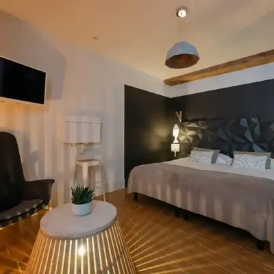 Appart Hotel Eugenie