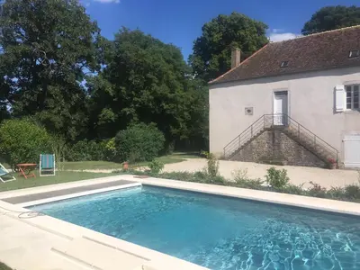 Piscine de l'établissement Le Meix Gautheret ou située à proximité