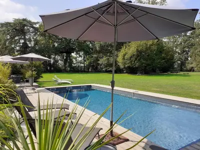 Piscine de l'établissement Cabane Aligoté ou située à proximité