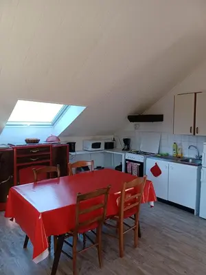 Cuisine ou kitchenette dans l'établissement appartement dans maison, calme assuré