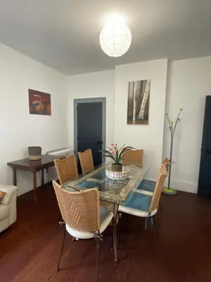 Coin salon dans l'établissement Gite Chanay 100 m2 Tournus 3 chambres