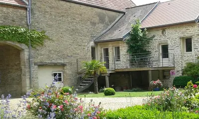 Jardin de l'établissement 10 Côté Cour