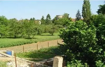 Jardin de l'établissement Le Verger des Hautes-Côtes de Nuits