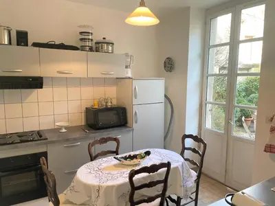 Cuisine ou kitchenette dans l'établissement Sublime appartement Volendame