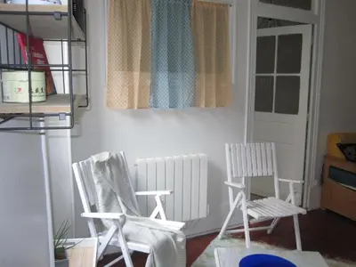 Coin salon dans l'établissement Gite de la Madeleine 80 m2