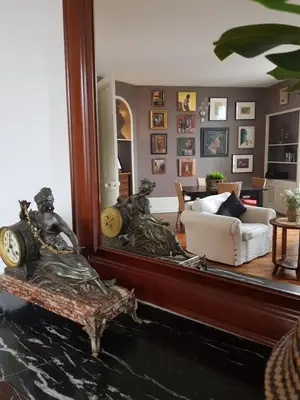 Coin salon dans l'établissement Apartment Bonnard - best view in Dijon 90 sqm airconditioned apart