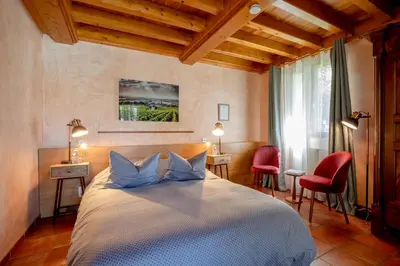 Un ou plusieurs lits dans un hébergement de l'établissement B&B L'Orée du Bois Bourgogne - Adults Only