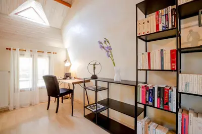 Bibliothèque dans le B&B/chambre d'hôtes