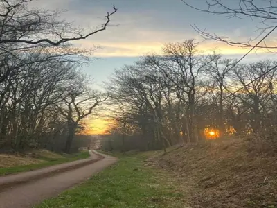 Lever ou coucher de soleil vu de la maison de vacances ou à proximité
