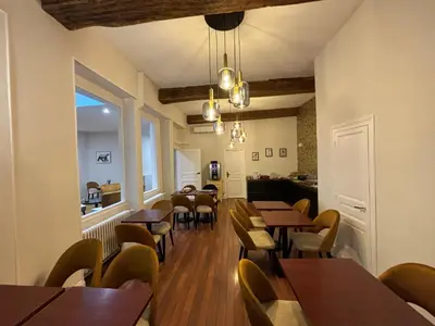 Coin salon dans l'établissement Hotel Le Jacquemart