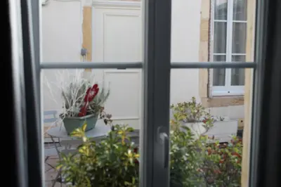 Jardin de l'établissement Hotel Le Jacquemart