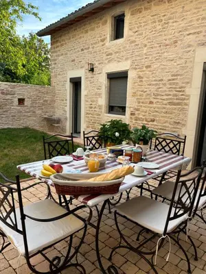 Nourriture dans la maison d'hôtes ou à proximité
