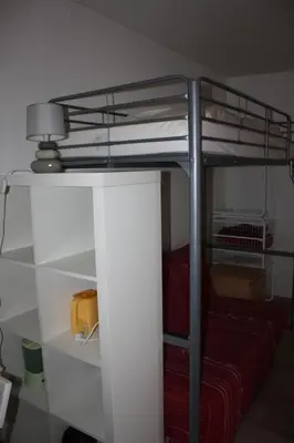 Un ou plusieurs lits superposés dans un hébergement de l'établissement Studio Dijon entre fac hopital et centre
