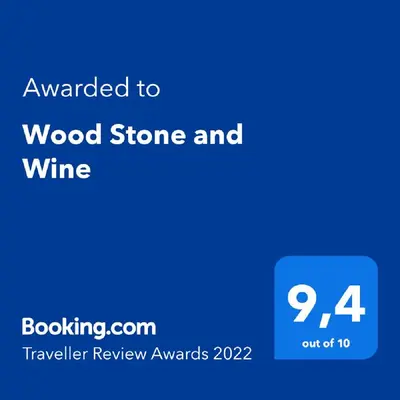 Certificat, récompense, panneau ou autre document affiché dans l'établissement Wood Stone and Wine