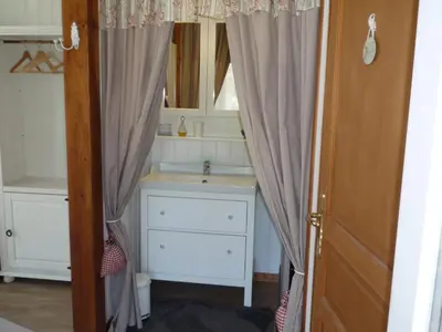 Salle de bains dans l'établissement Le Verger du Sausset