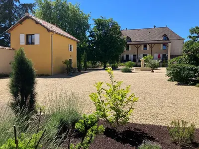 Jardin de l'établissement Le Clos De Quintaine Gîtes de Charme