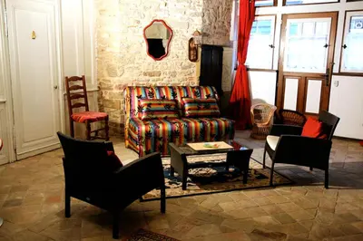 Coin salon dans l'établissement Le Colimaçon