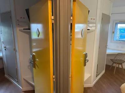 Cuisine ou kitchenette dans l'établissement Kyriad Direct Macon Sud