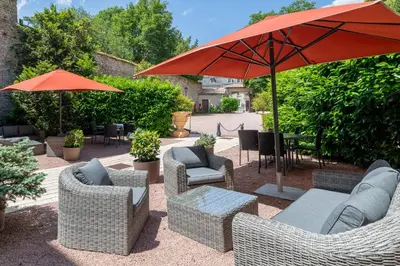 Jardin de l'établissement Demeures & Châteaux - Hôtel Greuze & Spa Tournus