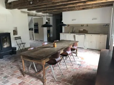 Cuisine ou kitchenette dans l'établissement Orangerie du chateau de Quemigny sur Seine