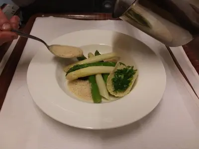 Nourriture dans l'hôtel ou à proximité