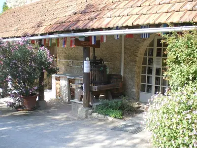 Jardin de l'établissement Camping Moulin de Collonge