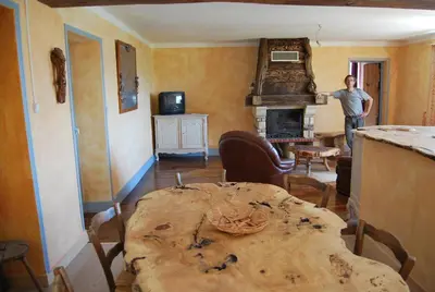 Cuisine ou kitchenette dans l'établissement Gîte