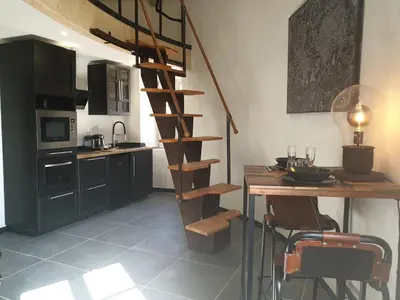 Cuisine ou kitchenette dans l'établissement Tour de Lacuzon