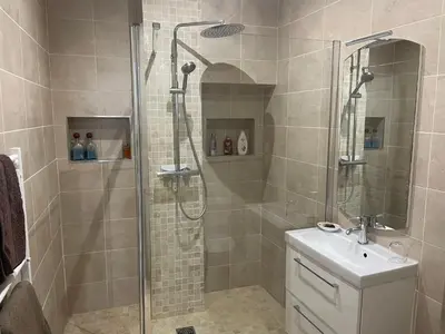 Salle de bains dans l'établissement Maponi
