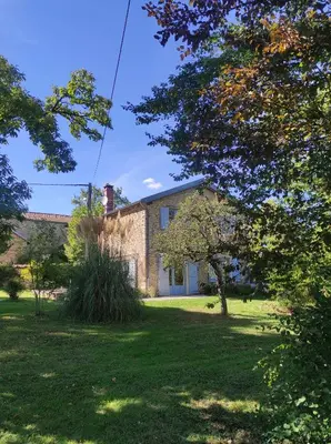 Jardin de l'établissement Le Fournil des Jardins d'Ayaël