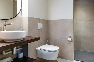 Salle de bains dans l'établissement Château de Pierreclos