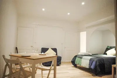 Un ou plusieurs lits dans un hébergement de l'établissement Dijon Standing Historic City Apartment