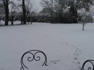 L'établissement GITE Les Aubues en hiver