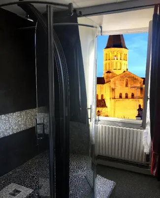 Plan de l'établissement Hotel de la Basilique